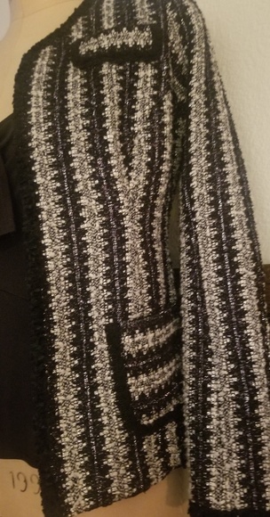 Louis Verdad Boucle Jacket - Picture 4 of 8